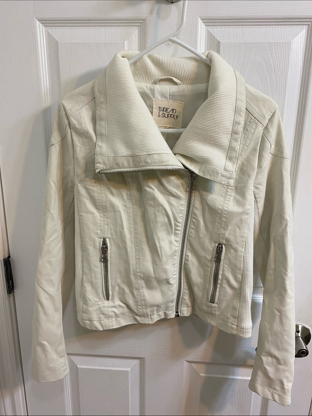 Thread & Supply Cream Moto Faux Leather Jacket Women’s Size Medium Fall School